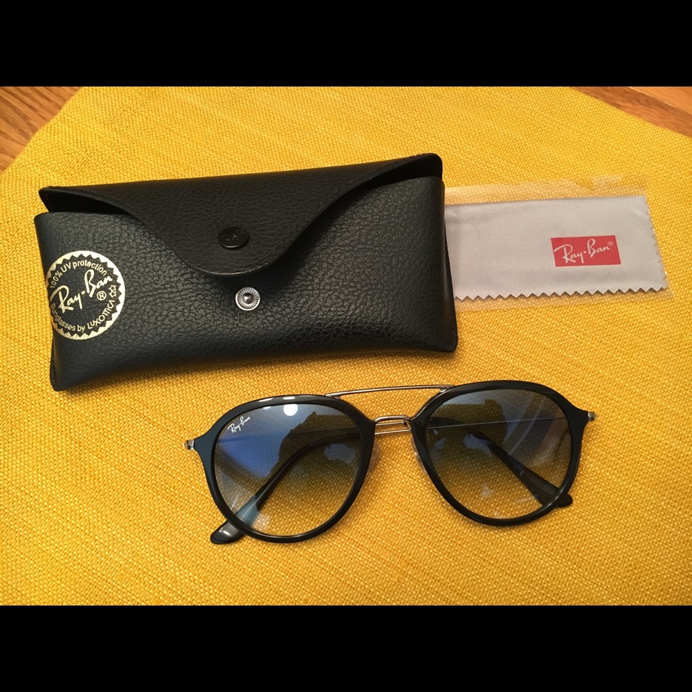 RAY BAN AVIATORS RB4253 Black/Clear Gradient Blue