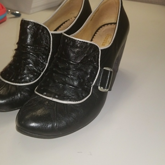 Ginita Shoes - Picture 7 of 8