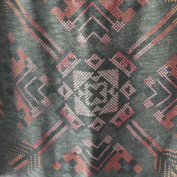 American Eagle crop top - Picture 2 of 4