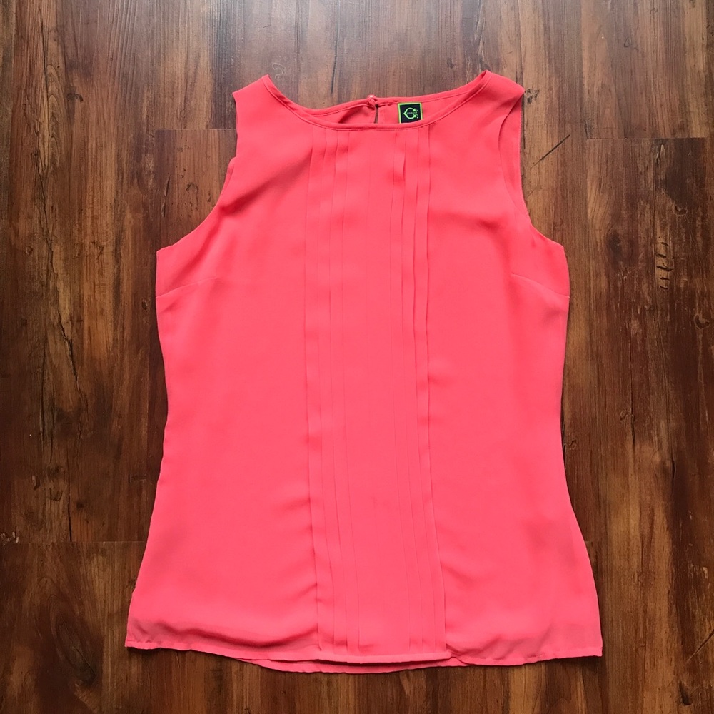 C wonder peach shirt xxs