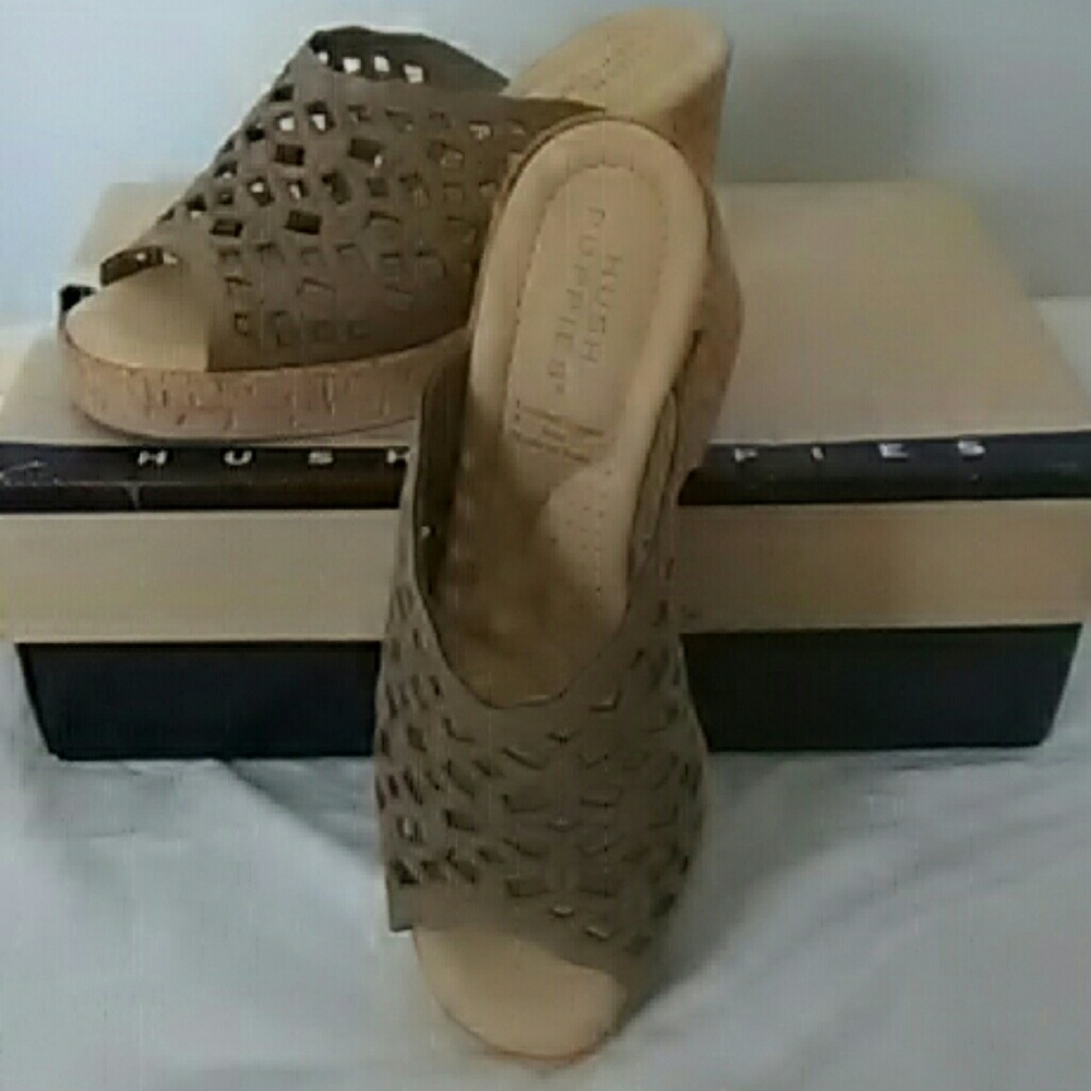 Hush puppies sandals