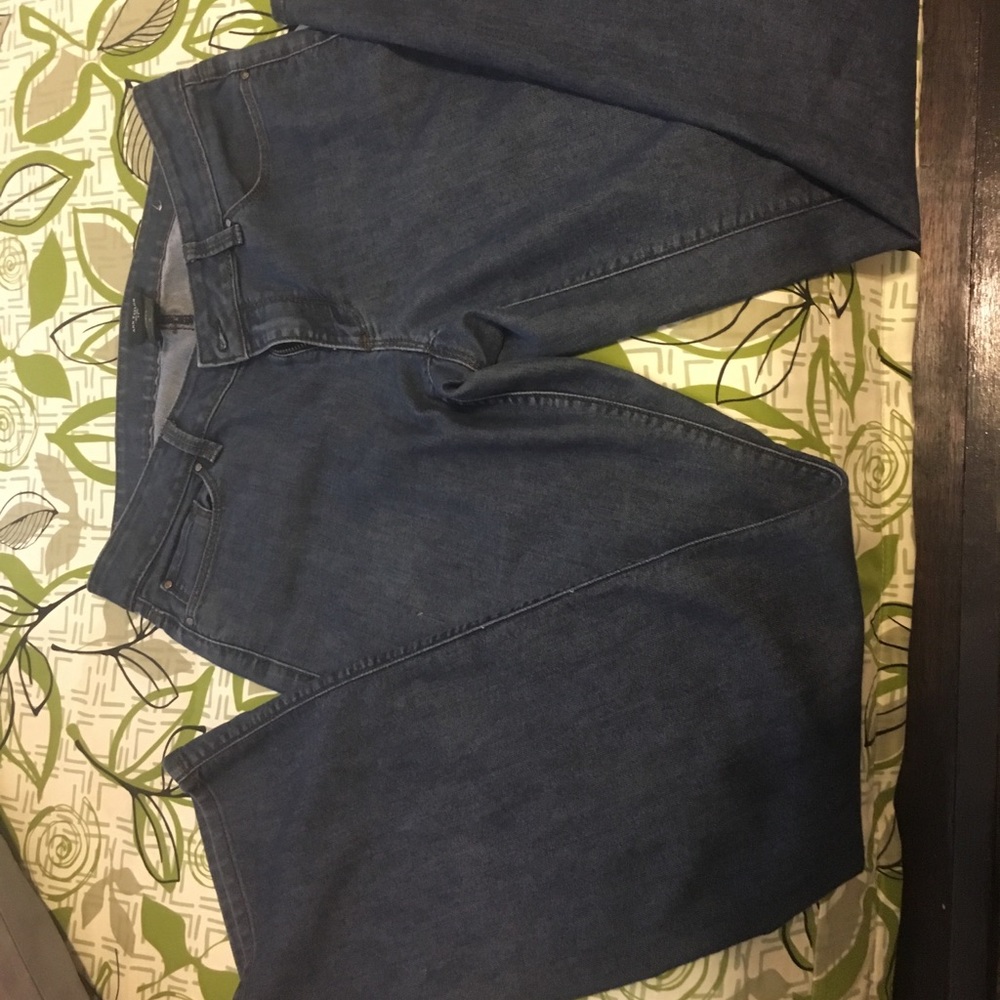 Ann Taylor boot cut jeans