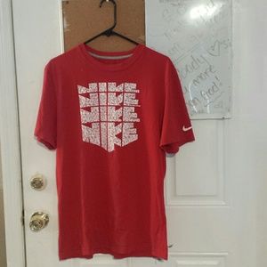 Nike short sleeve tee
