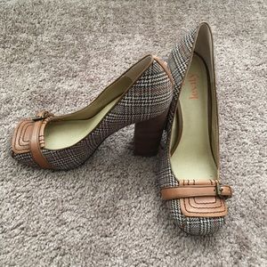 Cute fall pumps