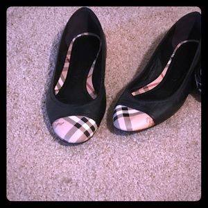 Authentic Burberry flats size 11