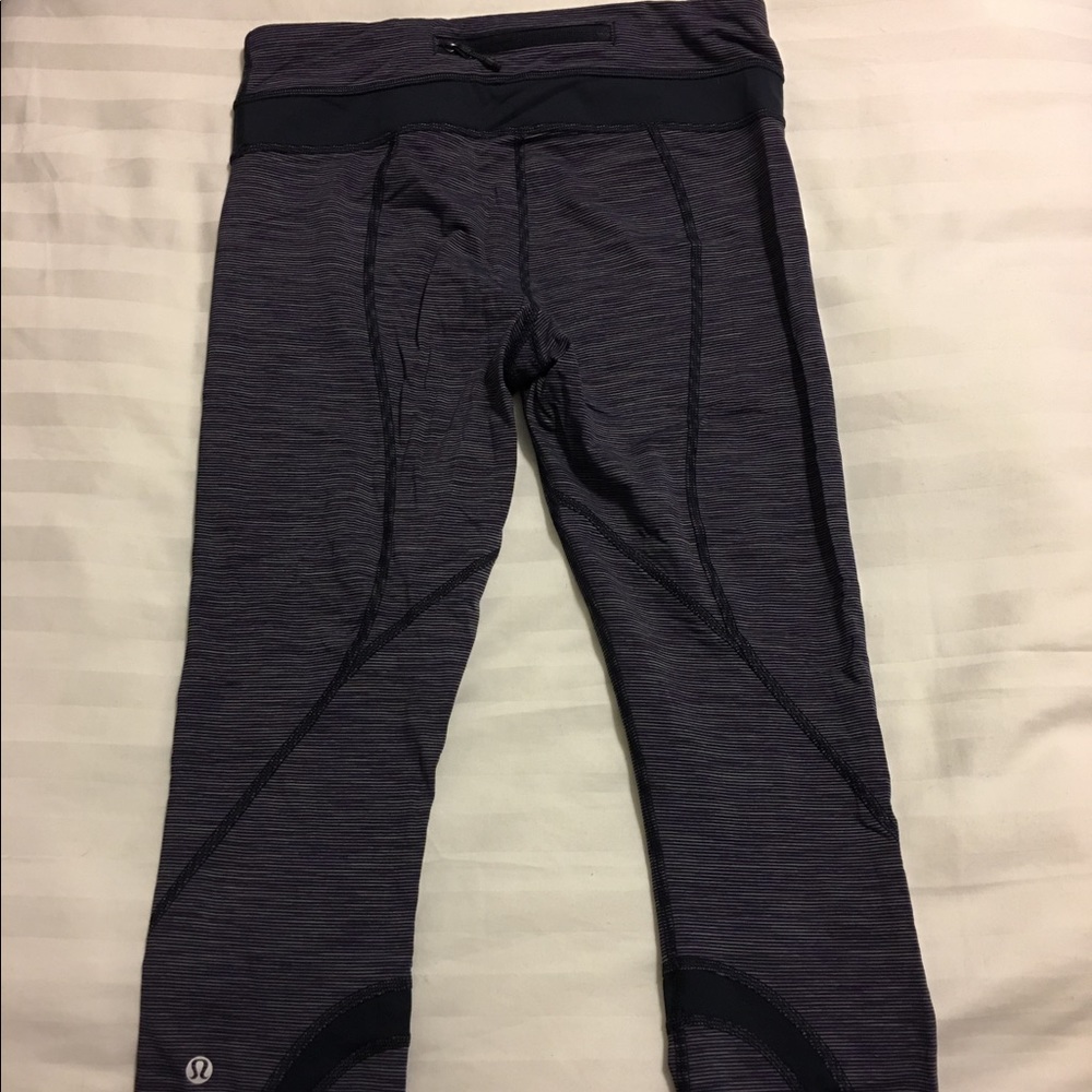 Lululemon purple striped wunder under crops