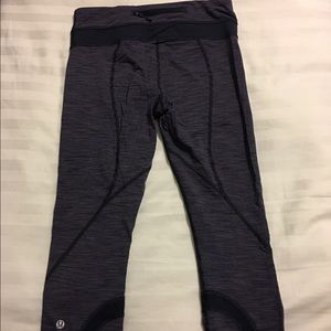 Lululemon purple striped wunder under crops