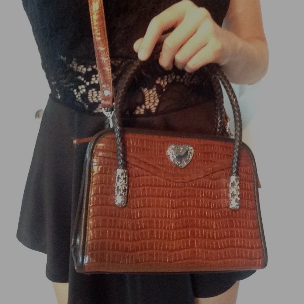 Vintage brown and black leather purse
