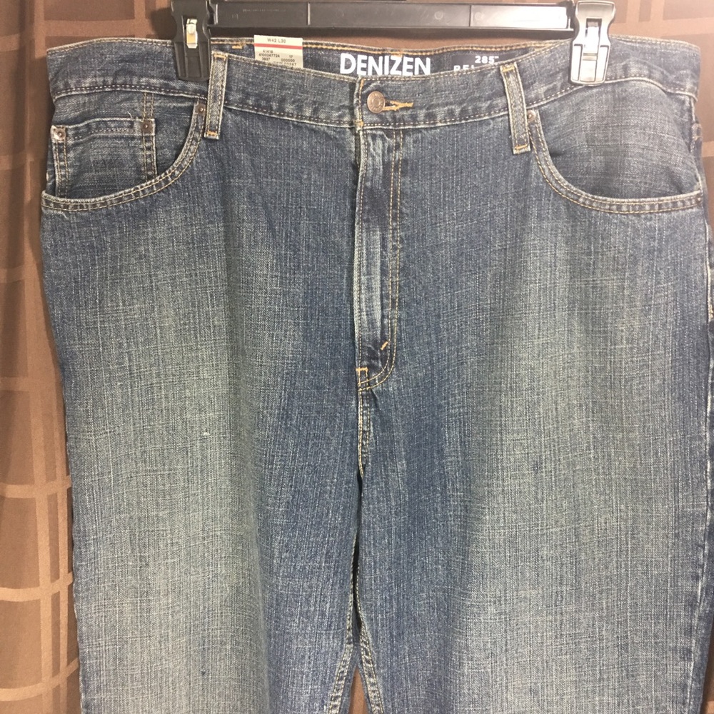 NWT MEN'S JEANS-DENIZEN BY LEVI'S SIZE 42 X 30