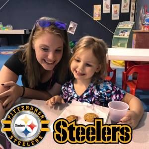 Meet your Posher, Casey