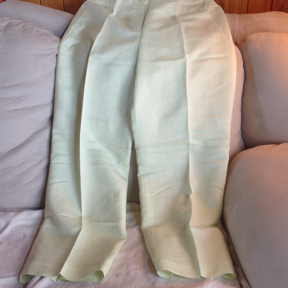Very light green Linen/Rayon blend pants, size 16