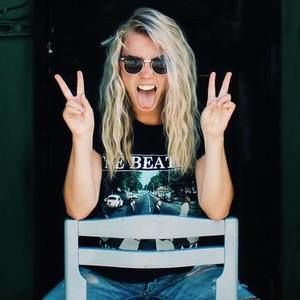 Meet your Posher, Courtney