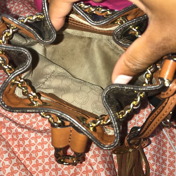 100% Authentic Michael Kors Bucket Bag Mini - Picture 3 of 8