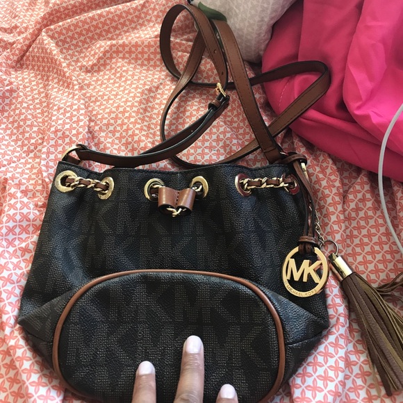 100% Authentic Michael Kors Bucket Bag Mini - Picture 6 of 8