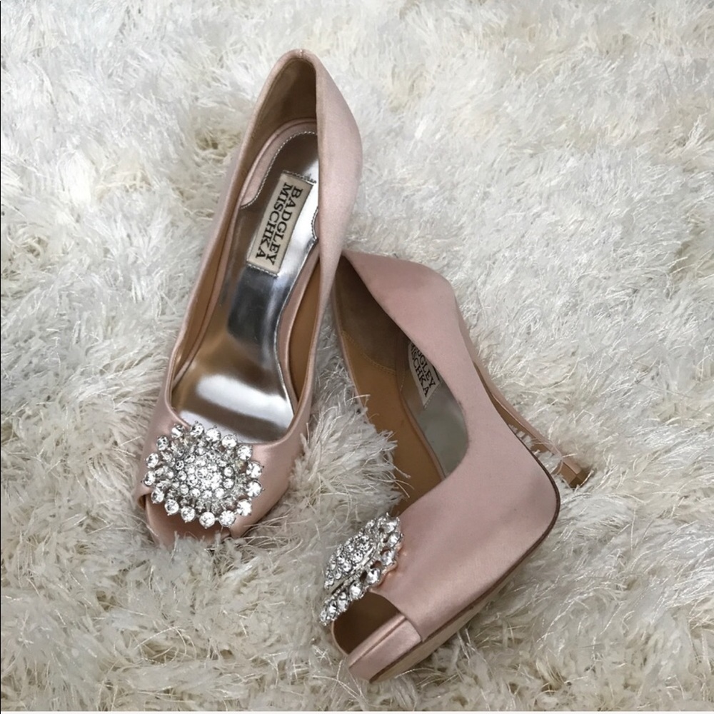 Badgley Mischka Pink Jeannie d'Orsay pump size 6