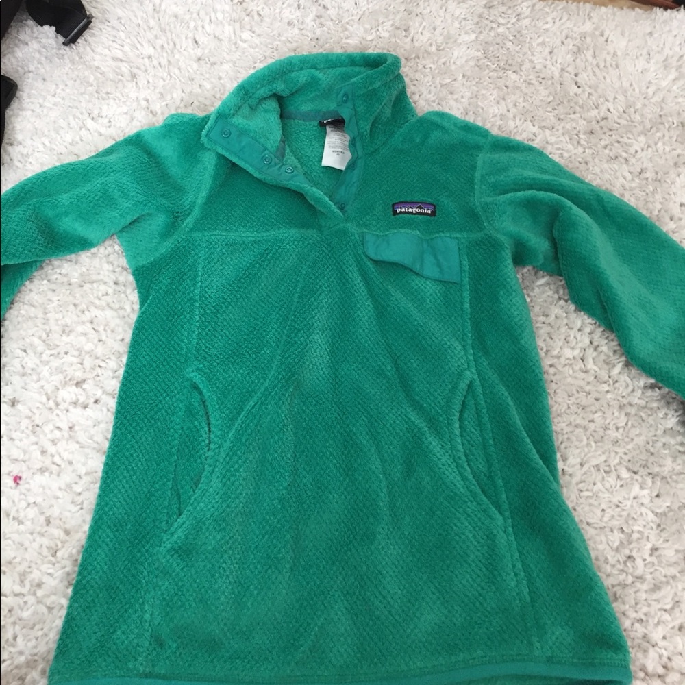 Women's green Patagonia  pull over