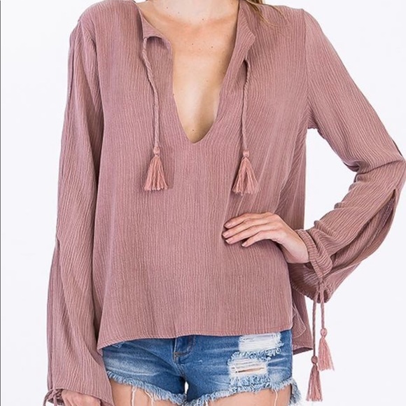 Olivaceous Tops - Top in dusty rose with tassel ties