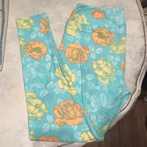 LulaRoe TC Leggings - Pastel Flowers
