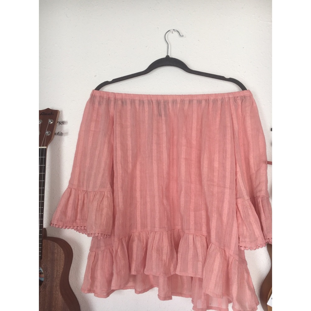 Off the shoulder top!