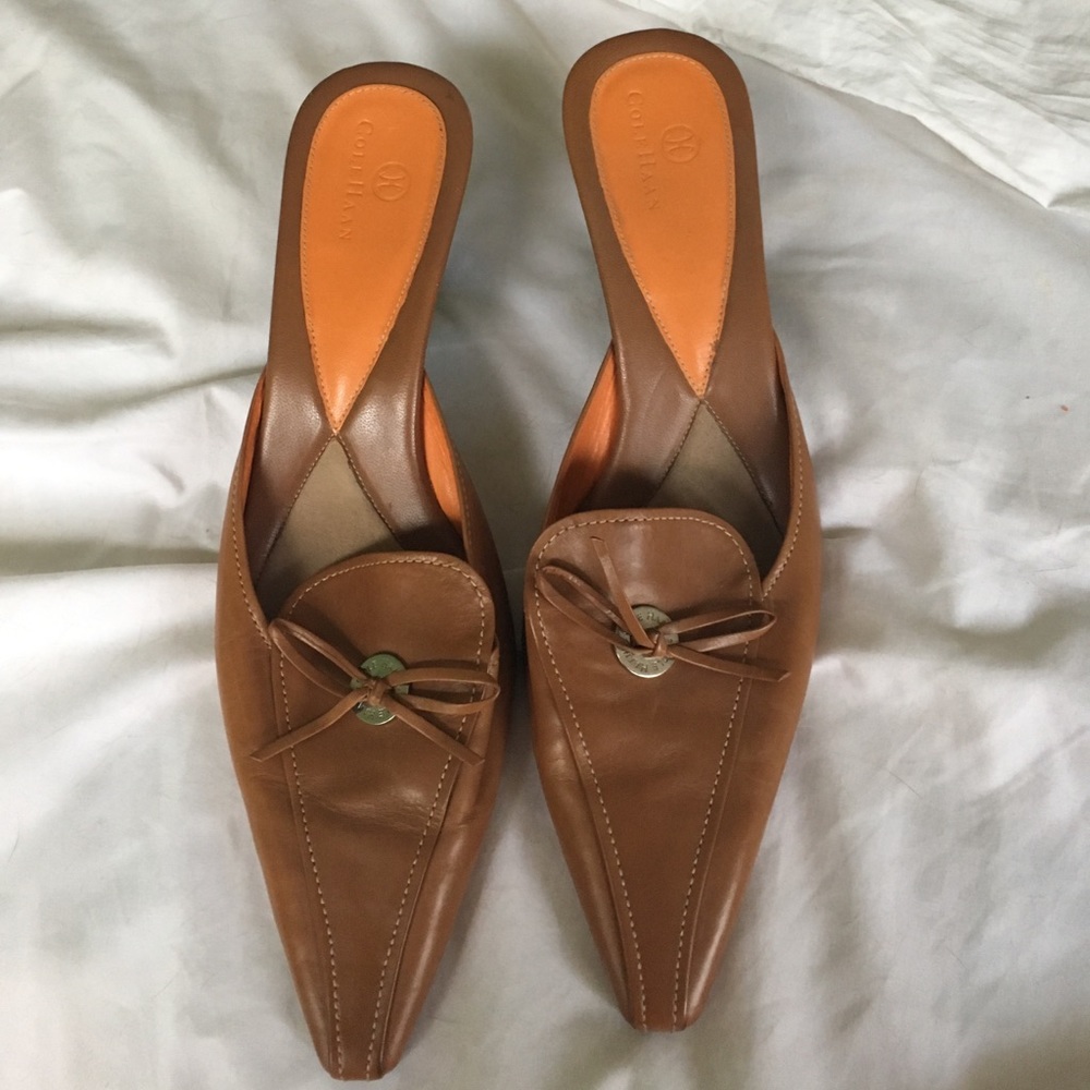 ColeHaan pump