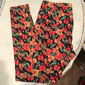 LulaRoe TC Leggings - Orange Flowers