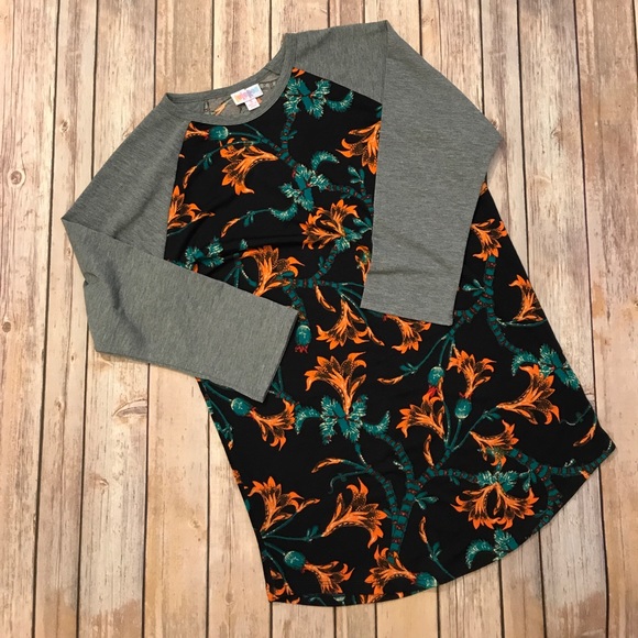 LuLaRoe Tops - Small LuLaRoe Randy