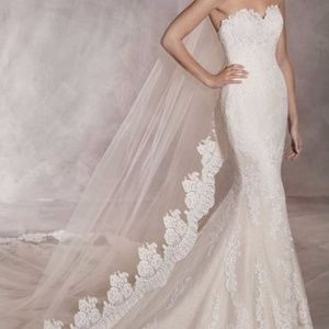 Brand new Pronovias Wedding dress