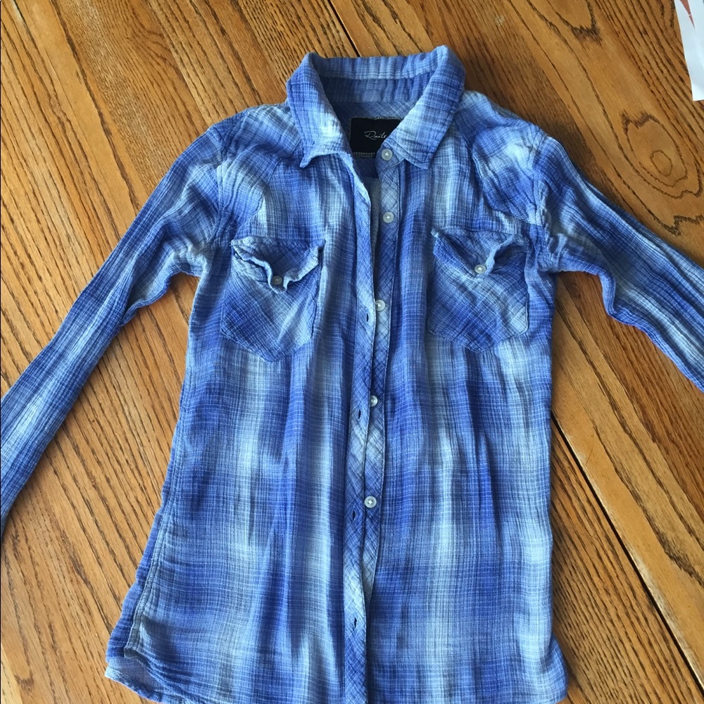 Rails size small