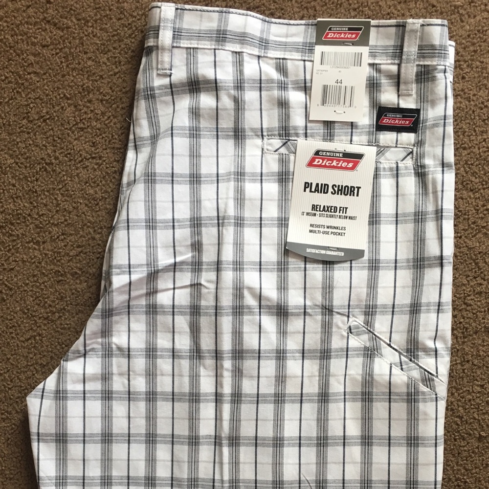 NWT Genuine Dickies Plaid Shorts Size 44