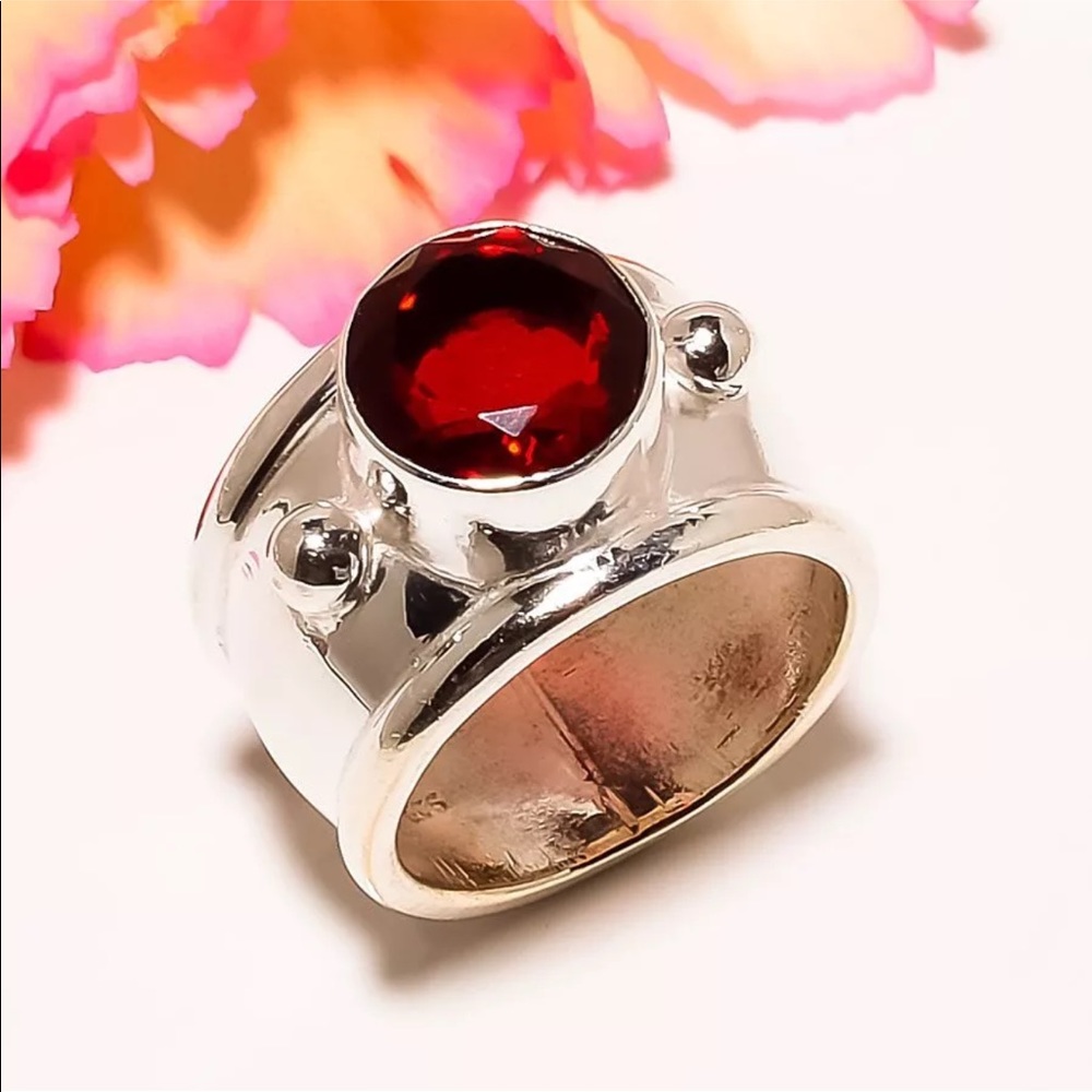 SOLD Beautiful Garnet Sterling Silver 925 Ring