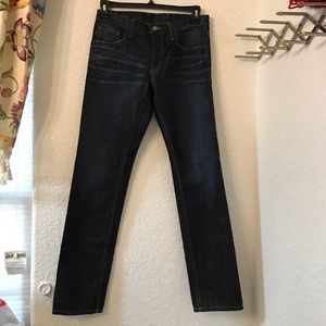 New not wearing Gucci