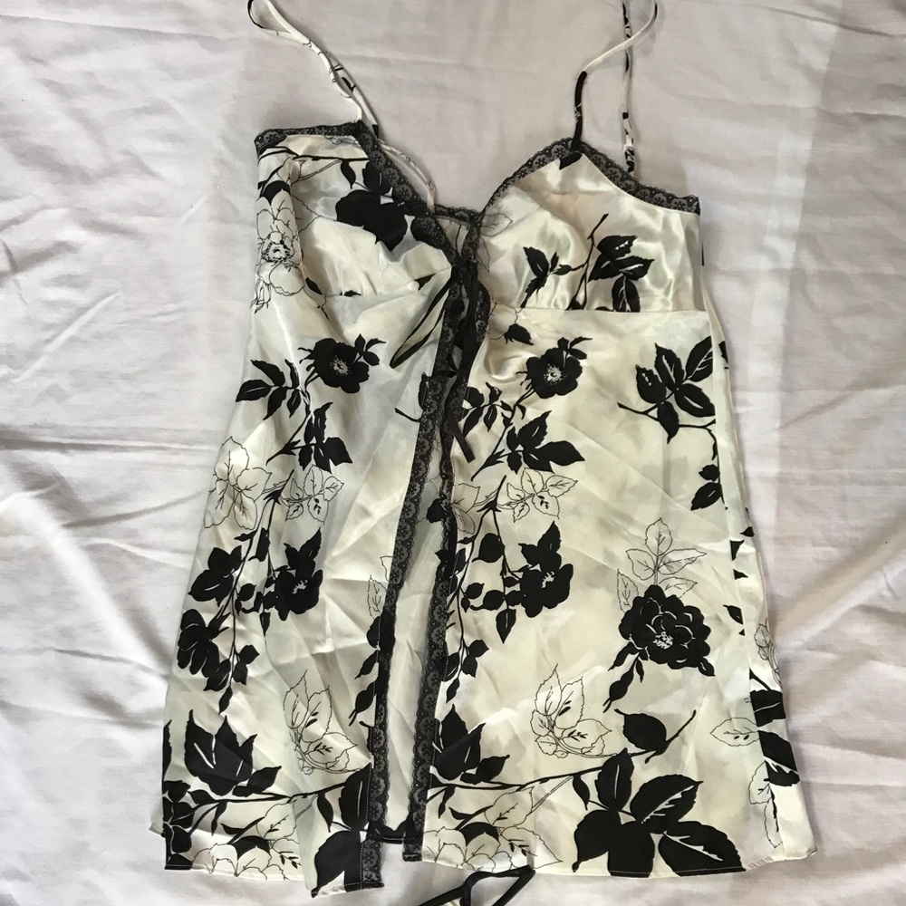 Victoria's Secret BabyDoll Set - Picture 2 of 5
