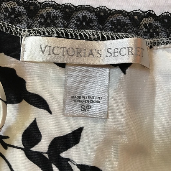 Victoria's Secret BabyDoll Set - Picture 3 of 5