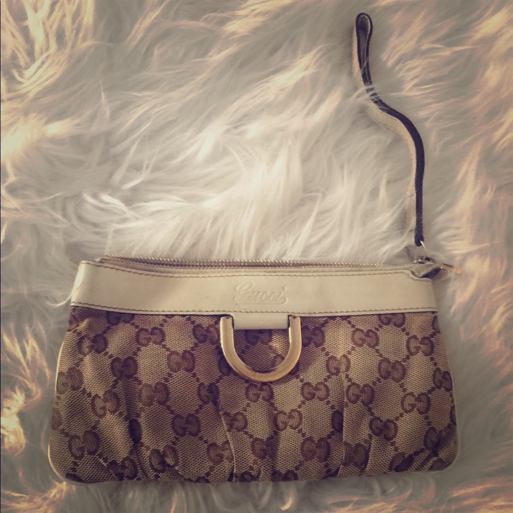 wristlet