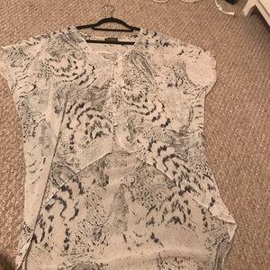 Dress shirt low to high back- front