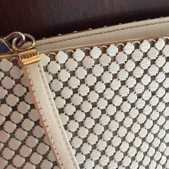 Cream crossbody! Shiny party bag - Picture 3 of 4