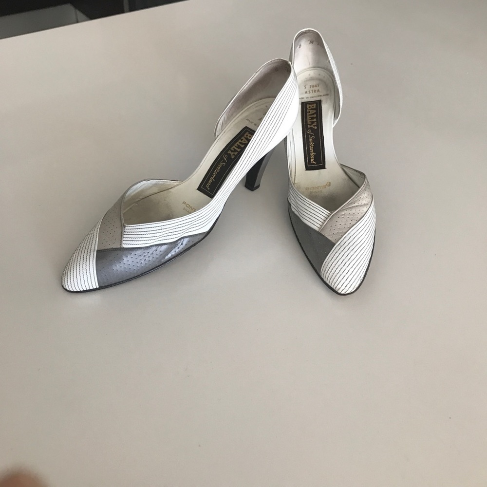 Ladies high heel shoes