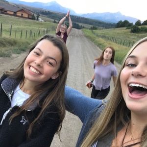 Meet your Posher, Samantha