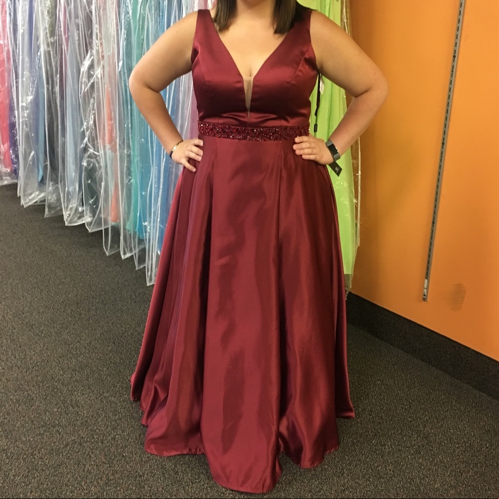 Burgundy Prom Dress