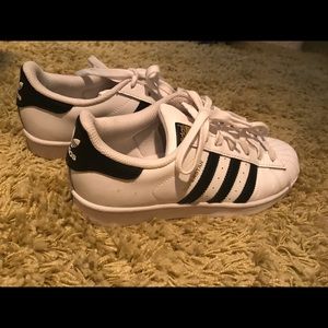 Adidas superstar sneakers size 7