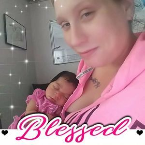 Meet your Posher, Courtney