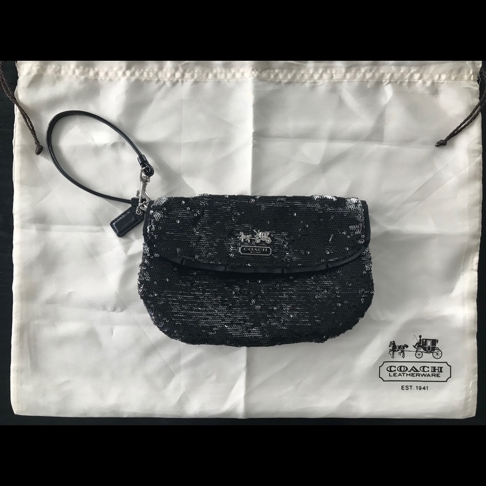 Coach - Black/Silver Sequin Wristlet