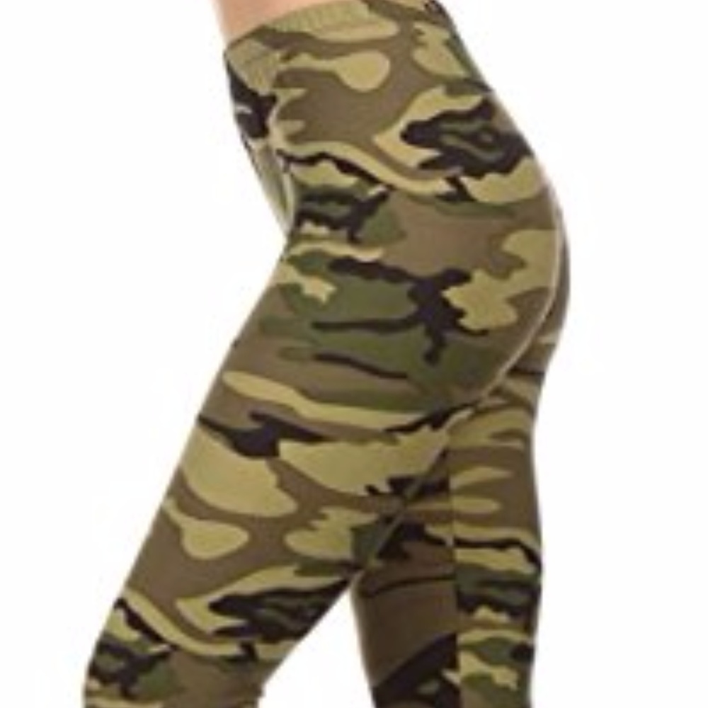 Buttery Soft Camo Capris Leggings - One Size 2-12