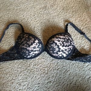 Push-up Black and Tan bra