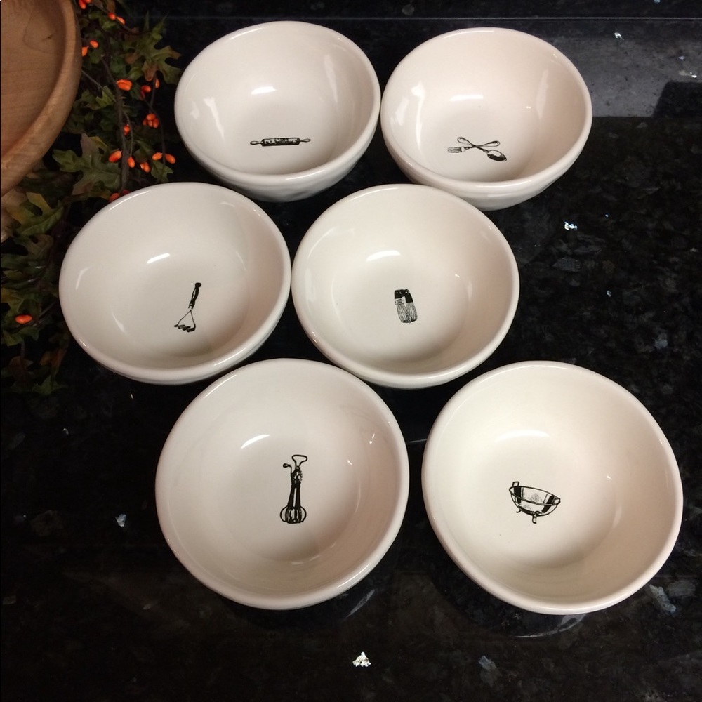 Rae Dunn icon bowls
