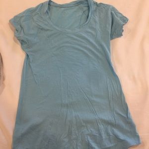 Lululemon sky blue t-shirt, size 6