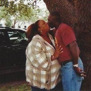 Meet your Posher, Yolanda