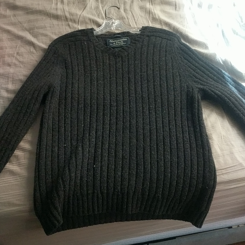 Abercrombie Mens sweater