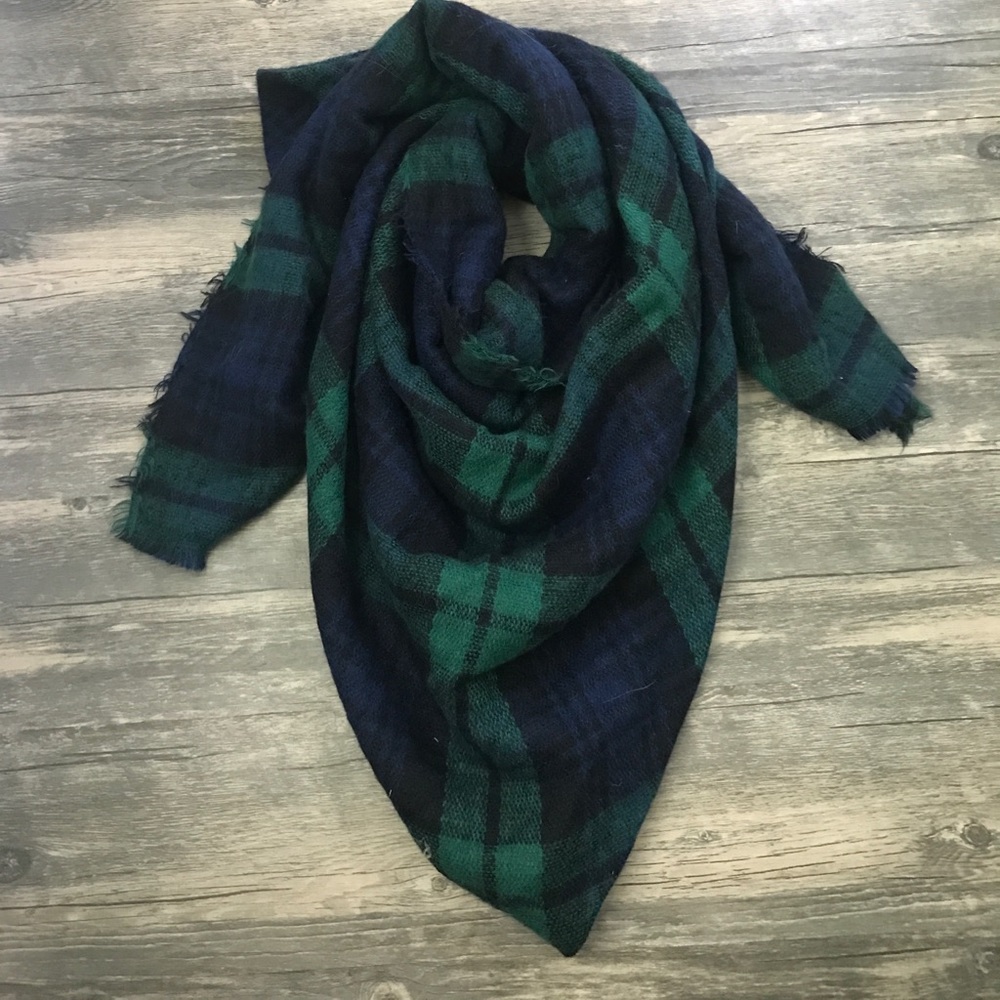 NWOT! Blanket Scarf