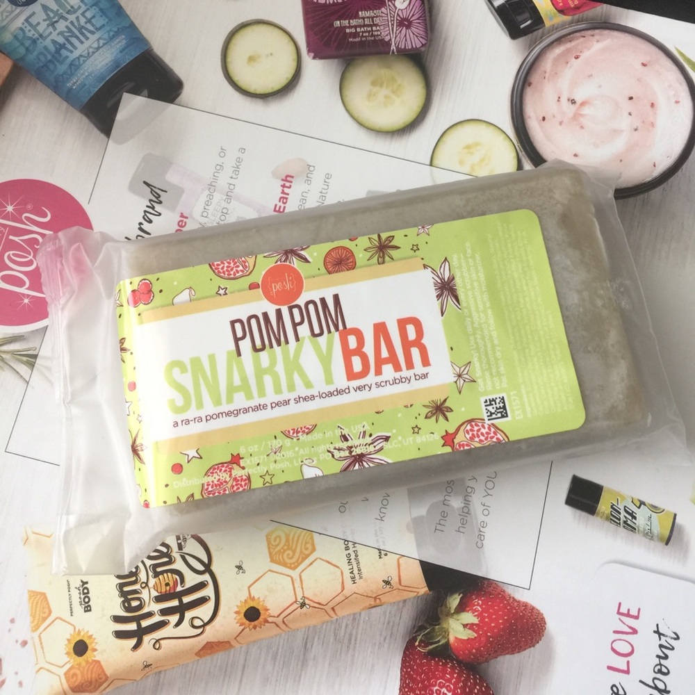 Pom Pom Snarky Bar